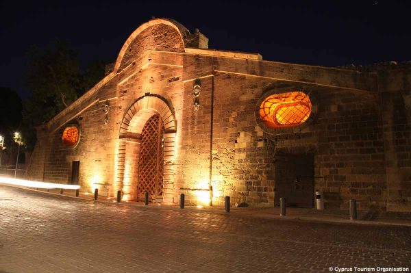 Famagusta_Gate_by_night_Venetian_walls_Lefkosia